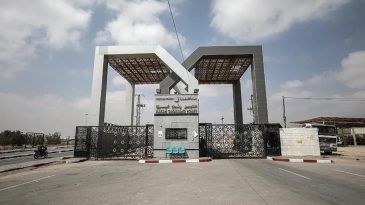 AB: Refah Sınır Kapısı'ndan 838 Yolcu Ge&ccedil;iş Yaptı