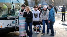 ABD'de Buz Hokeyi Ma&ccedil;ında Silahlı Saldırı: 2 &Ouml;l&uuml;, 4 Yaralı