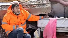 Acı Fotoğrafın Babasıyla Duygulandıran Buluşma