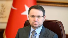 Adalet Bakanı Akın G&uuml;rlek: Ter&ouml;r Sorununu &Ccedil;&ouml;zmek İ&ccedil;in Adım Atıyoruz