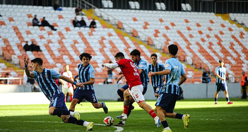 Adana Demirspor'dan Sivasspor'a Şaşırtan Hediye!