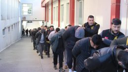 Adana Polisinden 'Son Re&ccedil;ete' Operasyonu: 10 İlde Su&ccedil; Şebekesi &Ccedil;&ouml;kertildi