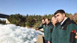 Adana'da Taşkın Riskine 600 Milyonluk Yatırım: Devlet T&uuml;m İmkanlarıyla Sahada