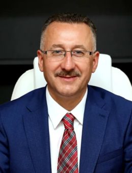 Adapazarı Belediye Başkanı Işıksu i&ccedil;in Kesin İhra&ccedil; Talebi