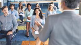 Ailelere Ebeveynlik Eğitimi Verilecek