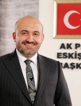 AK Parti Eskişehir İl Başkanı G&uuml;rhan Albayrak&rsquo;tan Baksan esnafına destek: Bu vizyonsuzluğa &lsquo;rastgele&rsquo; diyeceğiz