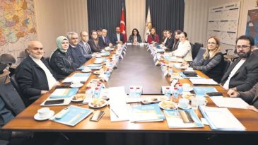 AK Parti, Y&uuml;ksek&ouml;ğretim Kurulu'na Mimarlık Eğitimi Hakkında Rapor Sundı