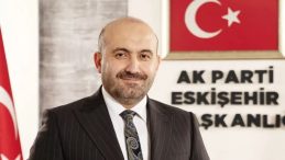 AK Parti'den Eskişehir B&uuml;y&uuml;kşehir Belediye Başkanı Ayşe &Uuml;nl&uuml;ce'ye Tepki: Eskişehir İki Yıl 'Gibi' Y&ouml;netildi
