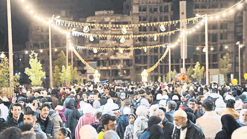 AK Parti&rsquo;nin Ramazan'da Suriye&rsquo;ye G&ouml;n&uuml;l K&ouml;pr&uuml;s&uuml; Kurma &Ccedil;abası