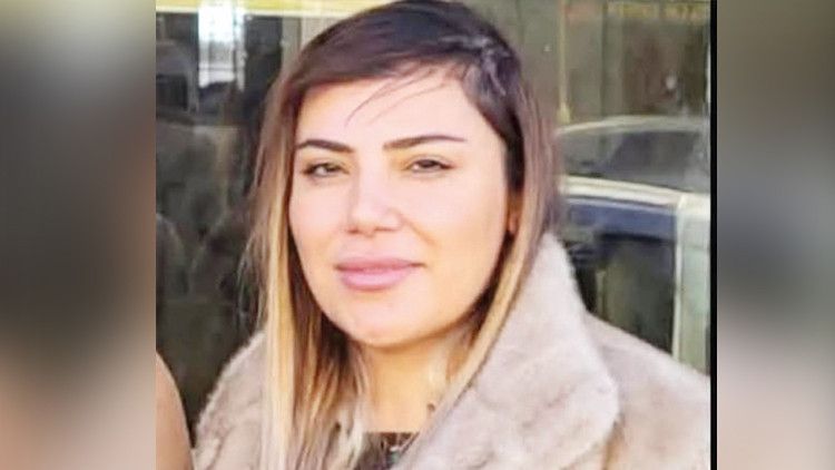 Alev, 'ayrılalım' dediği i&ccedil;in canına kıyıldı