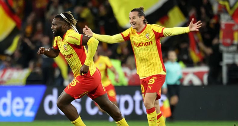 Allan Saint Maximin ile Lens, Rennes'i yendi!