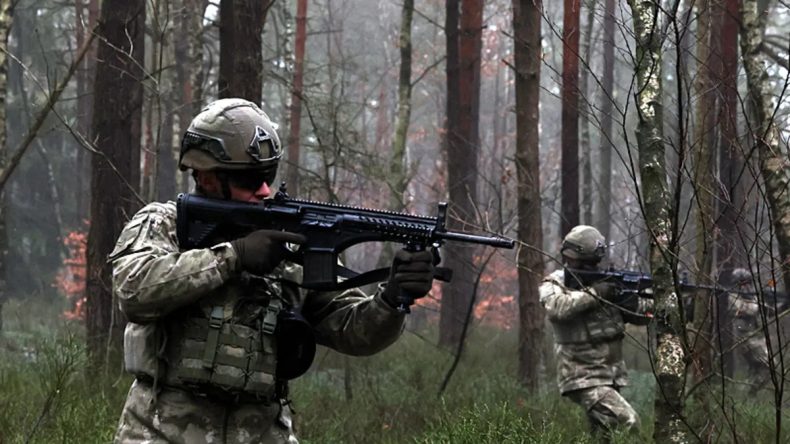 Almanya'daki NATO Tatbikatının Öne Çıkan Özelliği: Güç Artık Harekete Geçirilebilene Göre Değerlendiriliyor