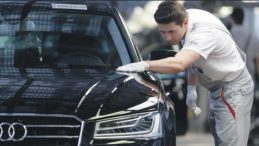 Almanya&rsquo;da Kiralanan Ara&ccedil; T&uuml;rkiye&rsquo;de Satıldı