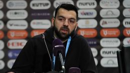 Anıl Demirci: Taraftarlarımızdan &Ouml;z&uuml;r Diliyoruz!