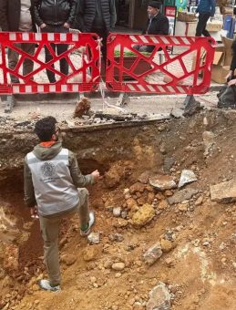 Antalya'da altyapı &ccedil;alışmasında keşfedildi: İnsana ait olduğu değerlendiriliyor!