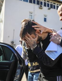 Antalya'da Hamile Eşini Vuran Cani Koca Ormanda Yakalandı!