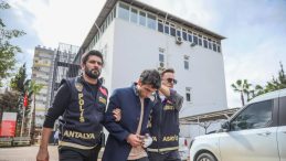 Antalya'da İnternetten Tanıştığı İlhan'ı &Ouml;ld&uuml;ren Zanlının Savunması Şaşırttı!