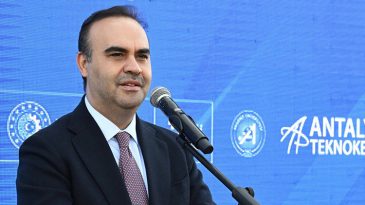 Antalya&rsquo;ya 235 Milyon Liralık AR-GE &Uuml;ss&uuml;! Bakan Kacır Duyurdu: 2030 Yılına Kadar 100 Bin Girişim Hedefi