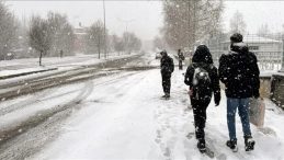 Ardahan'da Eğitimde Kar Engeli