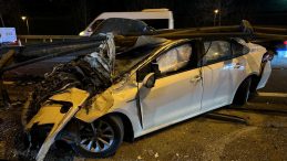 Ataşehir'de Makas Atan S&uuml;r&uuml;c&uuml; Kazaya Neden Oldu