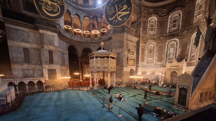 Ayasofya-i Kebir Camii Ramazan Ayı için İbadete Hazır