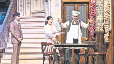 Bahar Perdeleri A&ccedil;ılıyor!