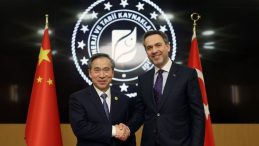 Bakan Bayraktar, &Ccedil;in Uluslararası Ticareti Geliştirme Konseyi Başkanı ile G&ouml;r&uuml;şt&uuml;