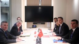 Bakan Bayraktar, Kanada Enerji Bakanı Hodgson ile G&ouml;r&uuml;şt&uuml;