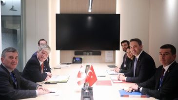 Bakan Bayraktar, Kanada Enerji Bakanı Hodgson ile G&ouml;r&uuml;şt&uuml;