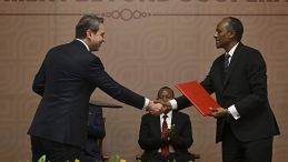 Bakan Bayraktar: Kapsamlı yol haritası &uuml;zerinde mutabık kaldık