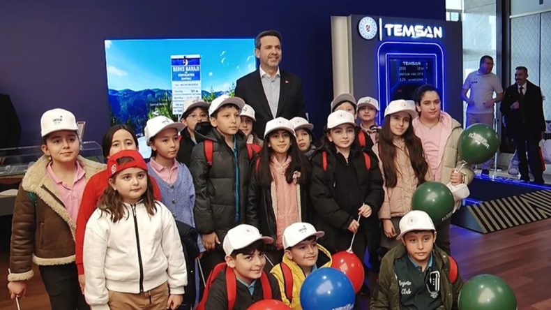 Bakan Bayraktar'dan Doğal Gaz ve Elektrik A&ccedil;ıklaması: "Desteğimiz Devam Edecek"