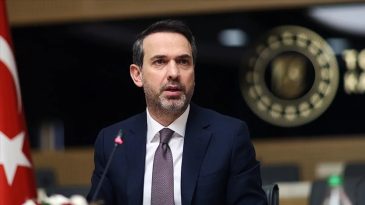 Bakan Bayraktar'dan "28 Şubat" A&ccedil;ıklaması: G&uuml;&ccedil;l&uuml; ve Tam Bağımsız T&uuml;rkiye Vizyonumuzdan Taviz Vermeyeceğiz