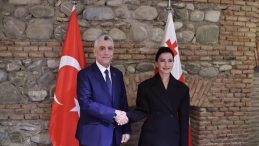 Bakan Bolat'tan G&uuml;rcistan'da &ouml;nemli toplantı