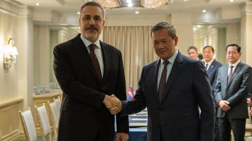 Bakan Fidan, Kambo&ccedil;ya Başbakanı Hun Manet ile Buluştu