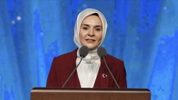 Bakan G&ouml;ktaş: 15 Yaş Altı Sosyal Medya D&uuml;zenlemesi Zorunlu