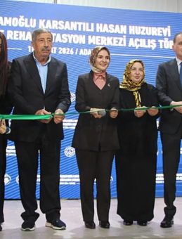 Bakan Göktaş ve AK Parti Sözcüsü Çelik, Adana’da Huzurevi Açılışı Gerçekleştirdi