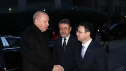 Bakan G&uuml;rlek: G&uuml;&ccedil;l&uuml; Bir Hukuk D&uuml;zeni Emeğin G&uuml;vencesidir