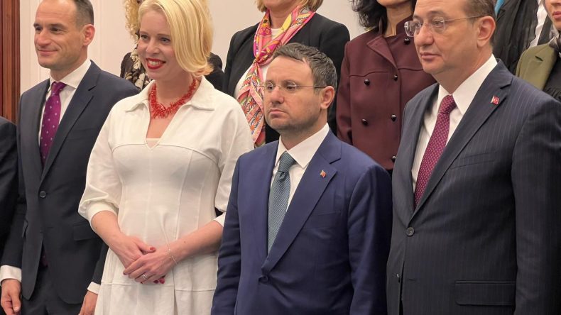 Bakan G&uuml;rlek, Slovenya Ulusal Meclis Başkanı Zupancic ile g&ouml;r&uuml;şt&uuml;