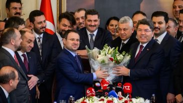 Bakan G&uuml;rlek&rsquo;ten İlk X Paylaşımı! Adalet Anlayışımız Şeffaf ve Hesap Verebilir