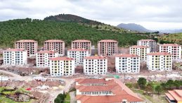 Bakan Kurum Duyurdu: Sındırgı&rsquo;da Yeni Konutlar Y&uuml;kselmeye Başladı