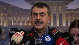 Bakan Tekin: Bildiri yayınlayan 168 kişi hakkında dava a&ccedil;tık