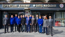 Bakan Tun&ccedil;, İşyurtlarının Kızılay Satış Mağazasında Vatandaşlarla Birlikte Alışveriş Yaptı