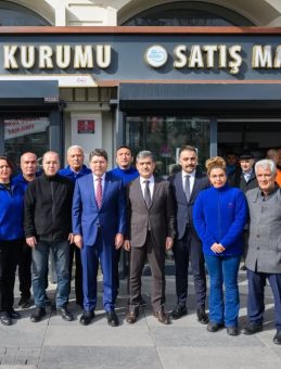 Bakan Tun&ccedil;, İşyurtlarının Kızılay Satış Mağazasında Vatandaşlarla Birlikte Alışveriş Yaptı