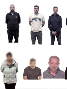 Bakan Yerlikaya Duyurdu: Kırmızı B&uuml;ltenle Aranan 16 Su&ccedil;lu T&uuml;rkiye&rsquo;ye Getirildi!