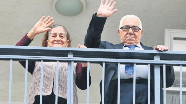 Balkonda Mutluluk Anı