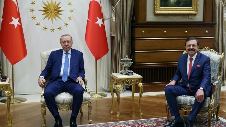 Başkan Erdoğan, TOBB Başkanı Hisarcıklıoğlu ile bir araya geldi