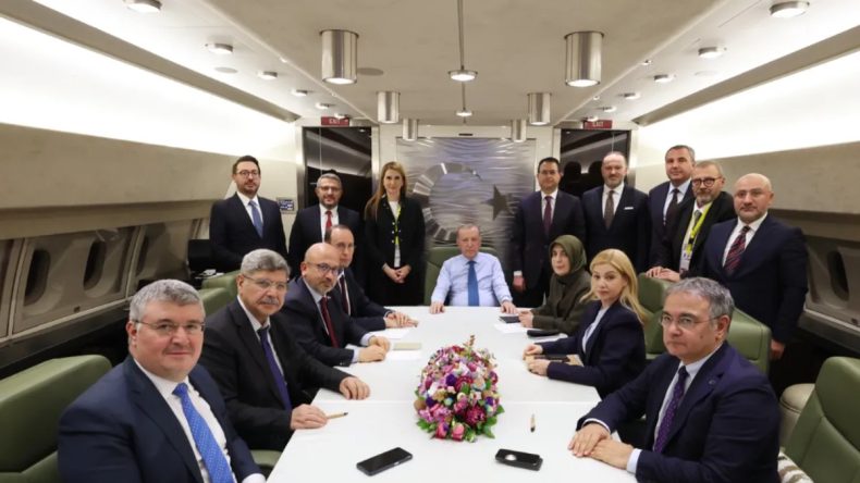 Başkan Erdoğan&rsquo;dan ABD-İran Gerilimi &Uuml;zerine &Ouml;nemli Uyarı: Ateşi Daha Fazla Harlamanın Hi&ccedil; Kimseye Yarar Sağlamaz