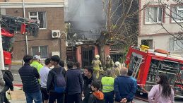 Bayoğlu&rsquo;nda Gecekondu Yangını!