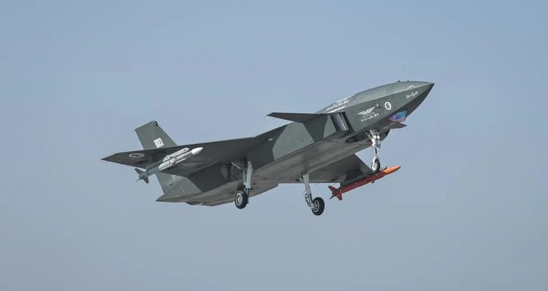 Bayraktar Kızılelma’ya Elektronik Kalkan Geliyor