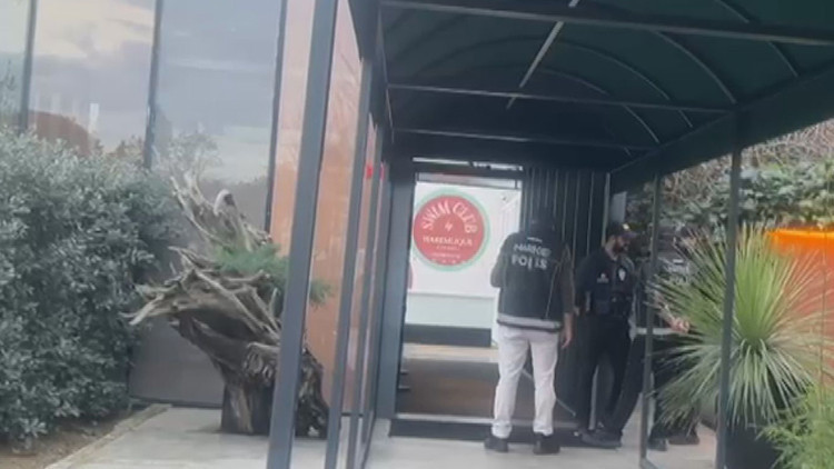 Bebek'teki &Uuml;nl&uuml; Spor Salonuna Narkotik Operasyonu D&uuml;zenlendi